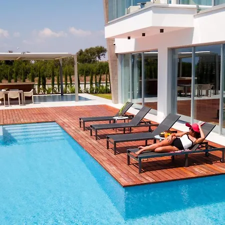 Villa Cove Seaview - Nautica